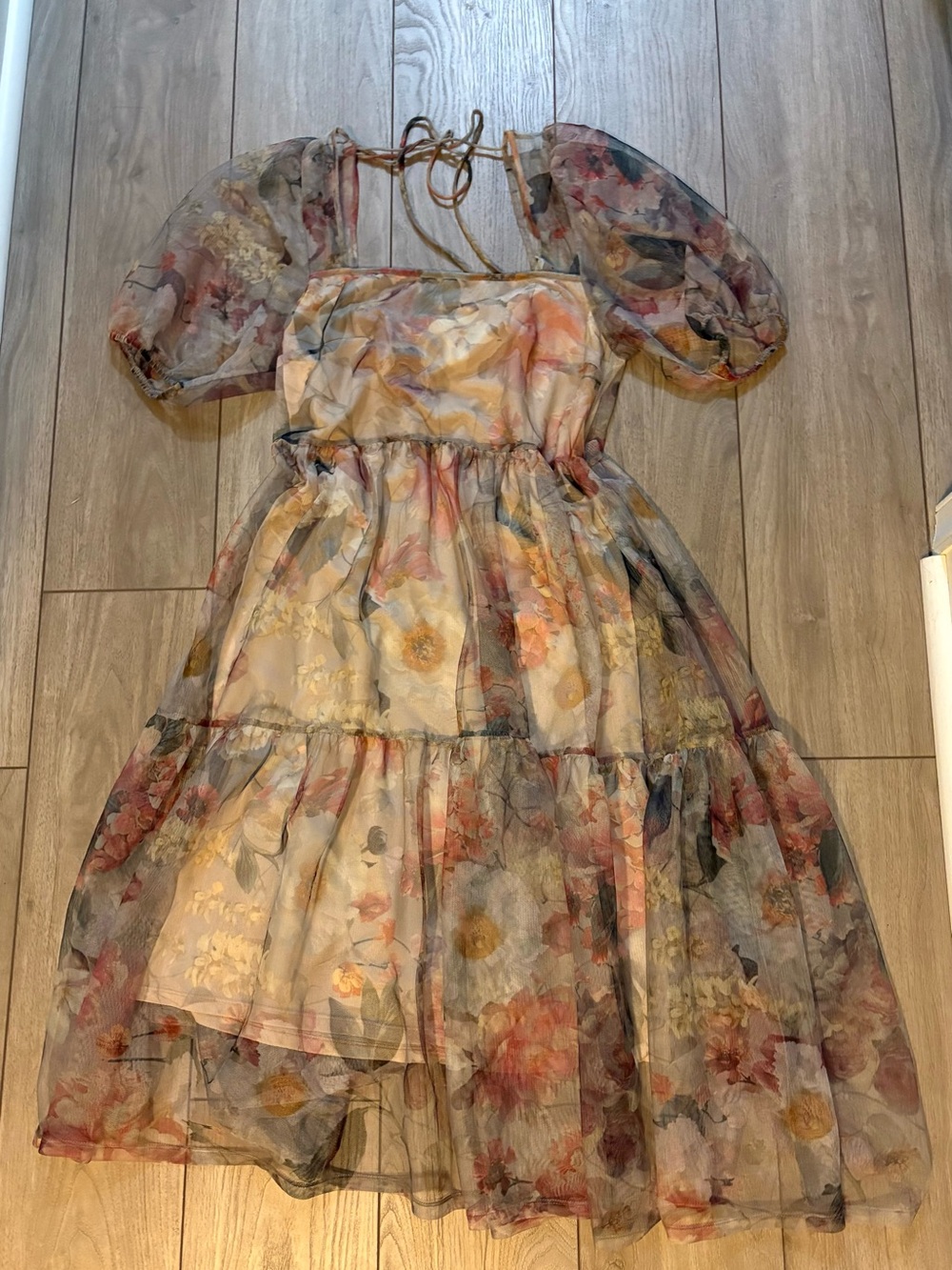Floral sheer Puff-Sleeve Tiered Midi Dress
